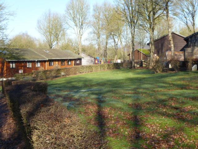 Gite Superequipe En Ardenne Belge Rendeux Exterior photo